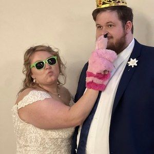 Meet your Posher, Logan